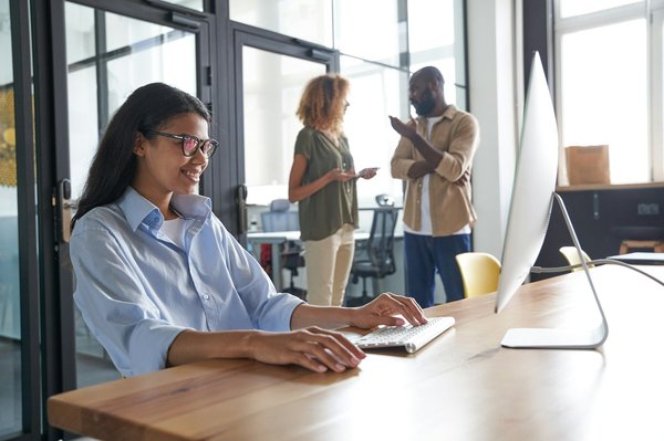 Accélérez votre présence sur les réseaux sociaux efficacement